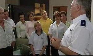 Lou Carpenter, Lyn Scully, Susan Kennedy, Janelle Timmins, Harold Bishop in Neighbours Episode 