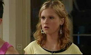 Janae Timmins, Stingray Timmins in Neighbours Episode 