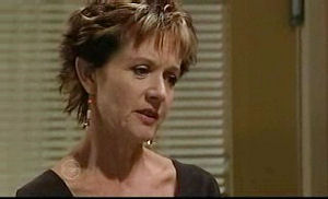 Susan Kennedy in Neighbours Episode 