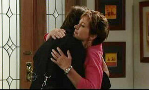 Darcy Tyler, Susan Kennedy in Neighbours Episode 