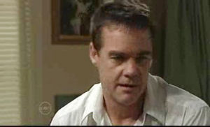 Paul Robinson in Neighbours Episode 