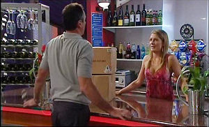 Karl Kennedy, Izzy Hoyland in Neighbours Episode 