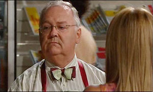 Harold Bishop in Neighbours Episode 