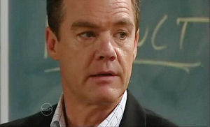 Paul Robinson in Neighbours Episode 