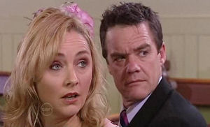 Paul Robinson, Janelle Timmins in Neighbours Episode 