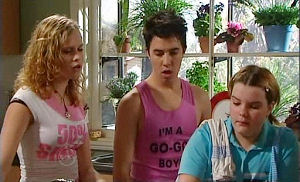 Janae Timmins, Bree Timmins, Stingray Timmins in Neighbours Episode 