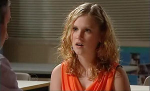 Janae Timmins in Neighbours Episode 