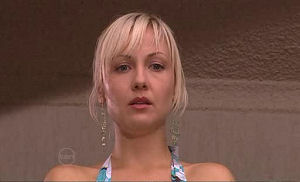 Sindi Watts in Neighbours Episode 