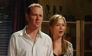 Max Hoyland, Steph Scully in Neighbours Episode 