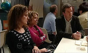 Liljana Bishop, Serena Bishop, David Bishop in Neighbours Episode 