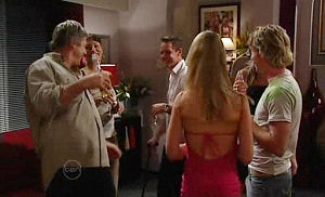 Joe Mangel, Paul Robinson in Neighbours Episode 4792