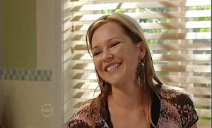 Steph Scully in Neighbours Episode 