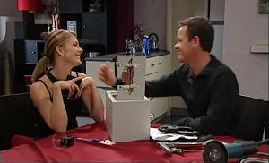 Izzy Hoyland, Paul Robinson in Neighbours Episode 4793