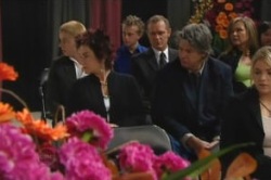 Boyd Hoyland, Lyn Scully, Max Hoyland, Joe Mangel, Steph Scully, Sky Mangel in Neighbours Episode 4854