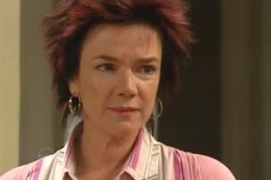 Lyn Scully in Neighbours Episode 4856