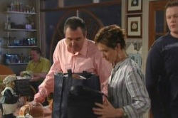 Karl Kennedy, Susan Kennedy in Neighbours Episode 4858