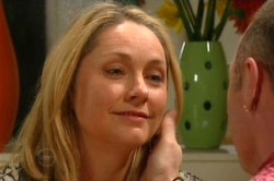 Janelle Timmins, Kim Timmins in Neighbours Episode 4858