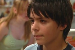 Zeke Kinski in Neighbours Episode 