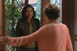 Katya Kinski, Susan Kennedy in Neighbours Episode 4871