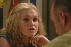 Janae Timmins, Kim Timmins in Neighbours Episode 4878