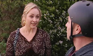 Janelle Timmins, Kim Timmins in Neighbours Episode 