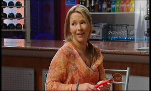 Steph Scully in Neighbours Episode 