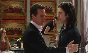 Paul Robinson, Dylan Timmins in Neighbours Episode 4914