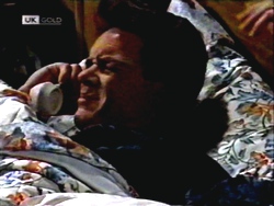 Paul Robinson in Neighbours Episode 