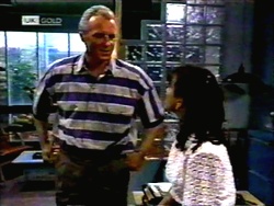 Jim Robinson, Christina Robinson in Neighbours Episode 