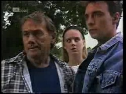 Doug Willis, Phoebe Bright, Stephen Gottlieb in Neighbours Episode 1925