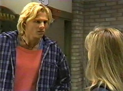 Brad Willis, Lauren Carpenter in Neighbours Episode 