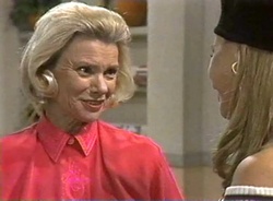 Helen Daniels, Lucy Robinson in Neighbours Episode 