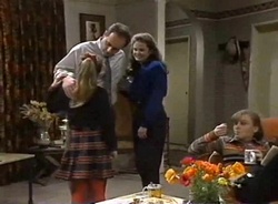 Hannah Martin, Philip Martin, Julie Martin, Debbie Martin in Neighbours Episode 2001