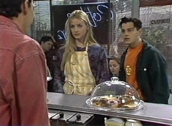 Stephen Gottlieb, Phoebe Bright, Rick Alessi in Neighbours Episode 2001
