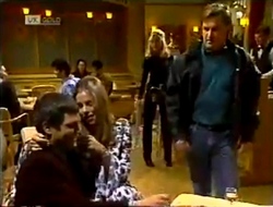 Mark Gottlieb, Lucy Robinson, Annalise Hartman, David Kazalian in Neighbours Episode 2003