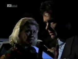 Helen Daniels, Paul Robinson in Neighbours Episode 2004