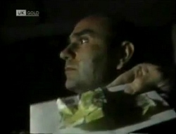 Taxi Driver in Neighbours Episode 2004