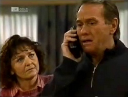Pam Willis, Doug Willis in Neighbours Episode 2005