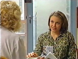 Madge Bishop, Libby Kennedy in Neighbours Episode 2998