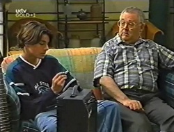 Paul McClain, Harold Bishop in Neighbours Episode 