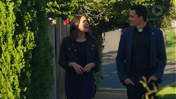 Paige Novak, Jack Callahan in Neighbours Episode 