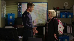 Mark Brennan, Sheila Canning in Neighbours Episode 