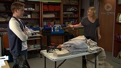 Charlie Hoyland, Steph Scully in Neighbours Episode 7442