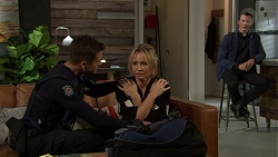 Mark Brennan, Steph Scully in Neighbours Episode 