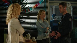 Belinda Bell, Steph Scully, Mark Brennan in Neighbours Episode 