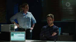 Ellen Crabb, Mark Brennan in Neighbours Episode 7447