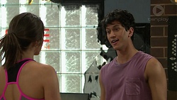 Paige Novak, Dustin Oliver in Neighbours Episode 