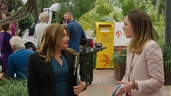 Terese Willis, Sonya Rebecchi in Neighbours Episode 