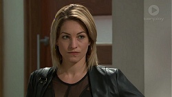 Regan Davis in Neighbours Episode 