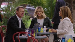 Paul Robinson, Madison Robinson, Terese Willis in Neighbours Episode 